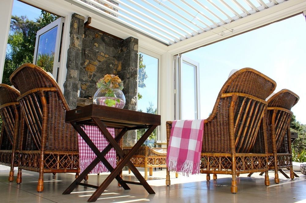 970 Lonely Bay Lodge Cooks Beach ภายนอก รูปภาพ